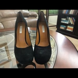 Carven Black Suede Platform Pumps